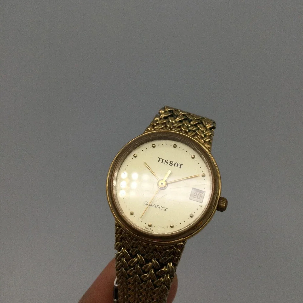 Vintage Tissot Womens Watch 22mm Champagne Dial Gold Tone Mesh New Battery 5.75